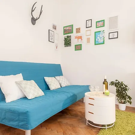 Apartment Na Zborenci 10 Prague