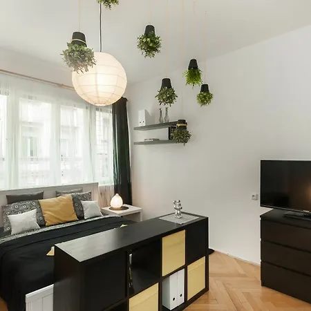Apartment Na Zborenci 10
