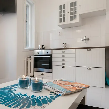 Na Zborenci 10 Apartment *