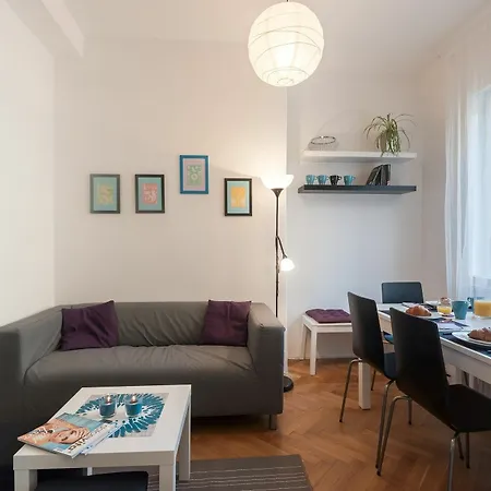 Na Zborenci 10 * Prague